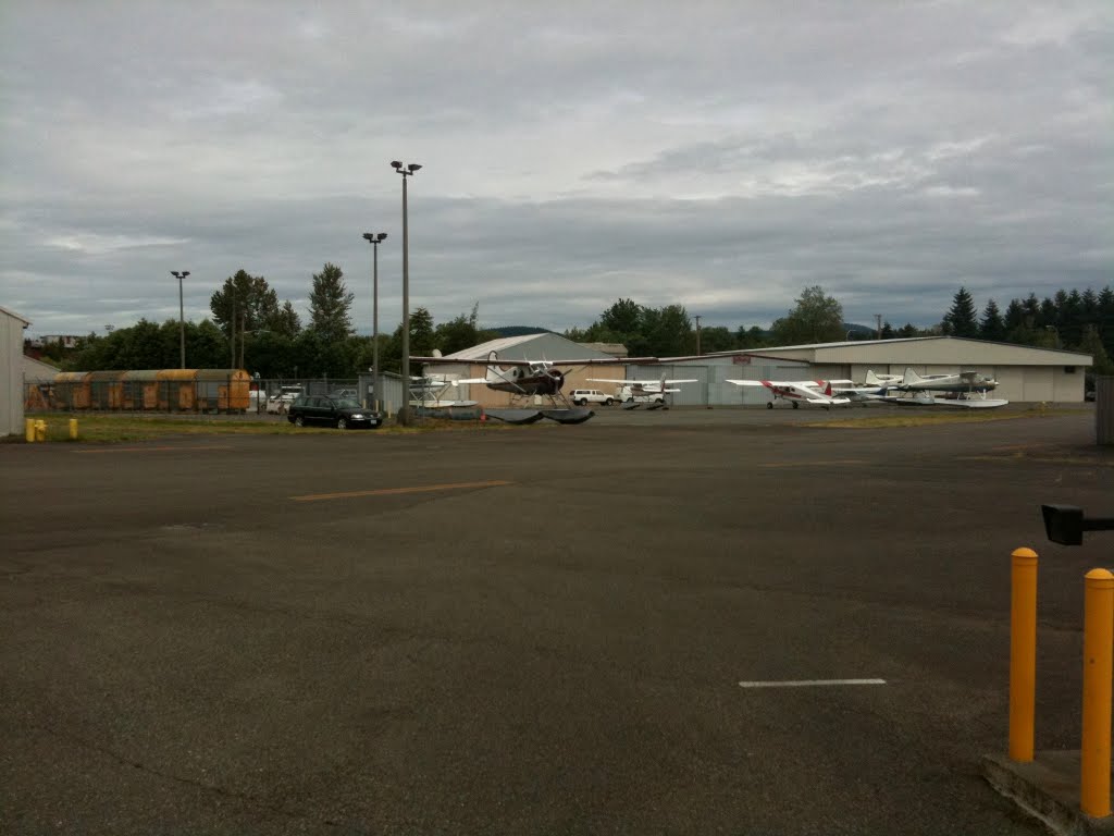 Seaplanes at Renton Municipal Airport, Рентон