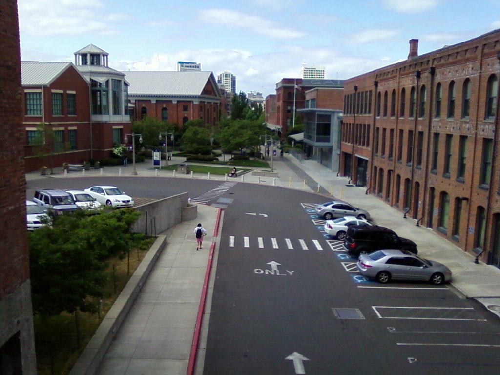 UW Tacoma from exterior staircase of Mattress building 2009, Такома