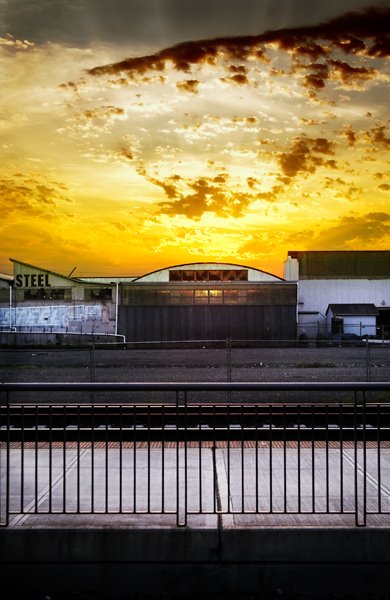 Sunrise at the Everett Station, Эверетт