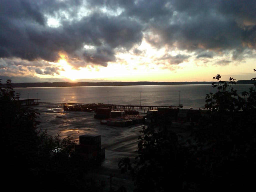 Sunset Over Everett Shipyard, Эверетт