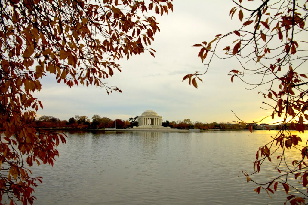 Nhà tưởng niệm Thomas Jefferson  (Thomas Jefferson Memorial), Эйрвэй-Хейгтс