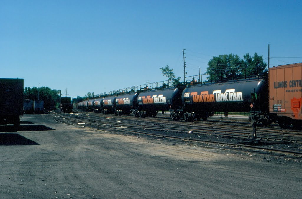 General America Transportation Corporation "Tank Train" at Burlington, VT, Берлингтон