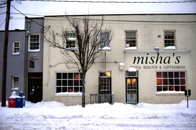 Mishas Coffeehouse, a Warm Place to Hang Out After a Blizzard, Александрия