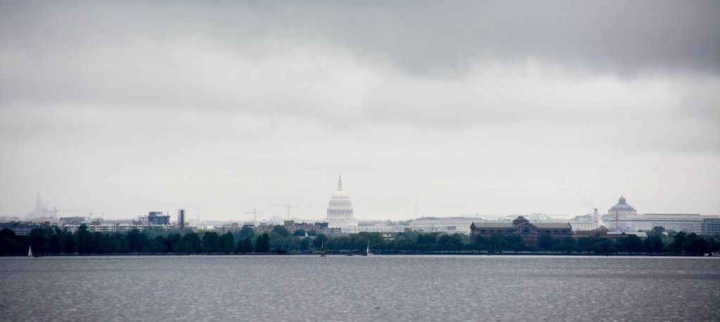 US Capitol and National Mall Across the Potomac River, Alexandria, Virginia, USA, Александрия