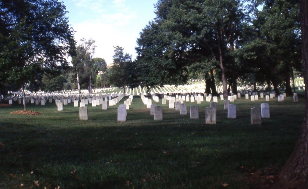 1994 9 Washington, Cimitero di Arlington, Арлингтон