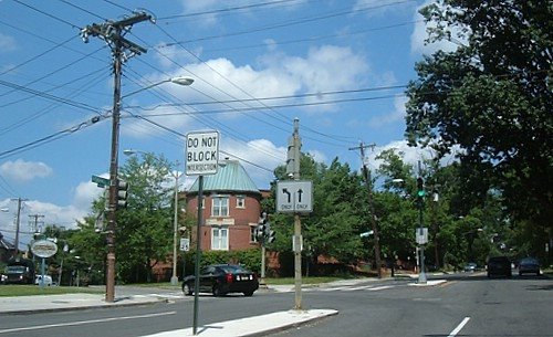 Foxhall Road and MacArthur Boulevard, NW, Washington, DC, USA, Арлингтон
