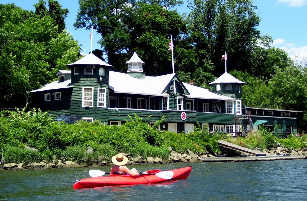 Washington Canoe Club, Potomac River, Georgetown, DC, established 1904, Арлингтон