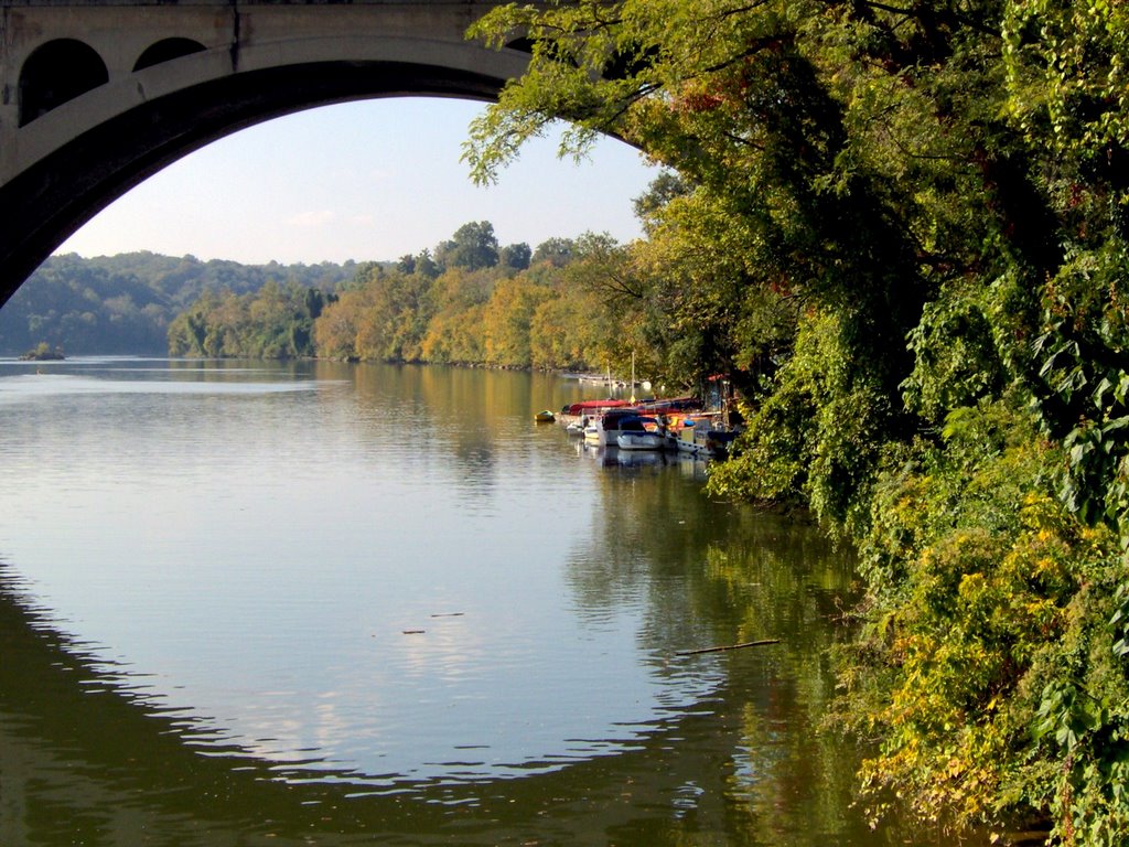View of Potomac River, Key Bridge, Georgetown, DC, Арлингтон