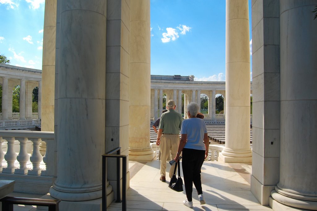Memorial Amphitheater - Arlington Cemetery, Арлингтон