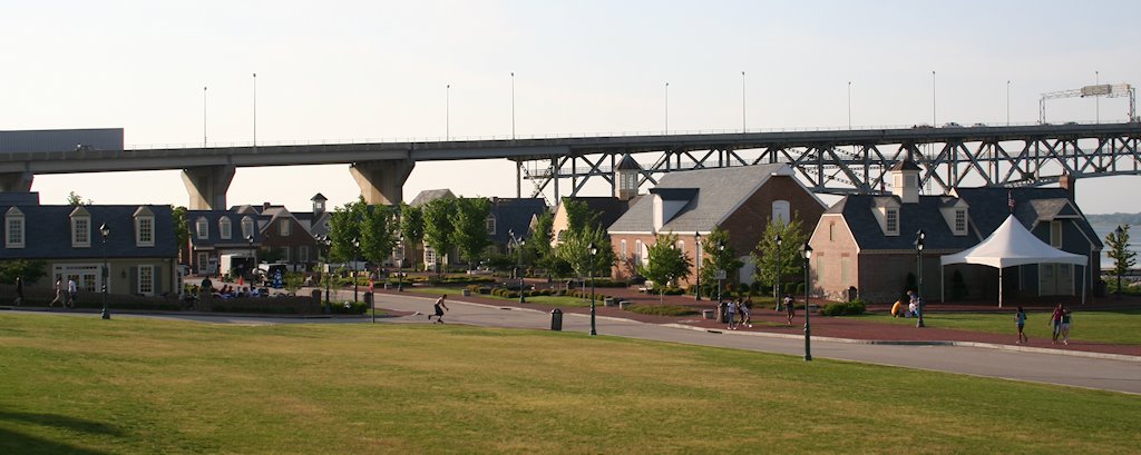 Yorktown, Virginia - Coleman Memorial Bridge (5/2008), Йорктаун