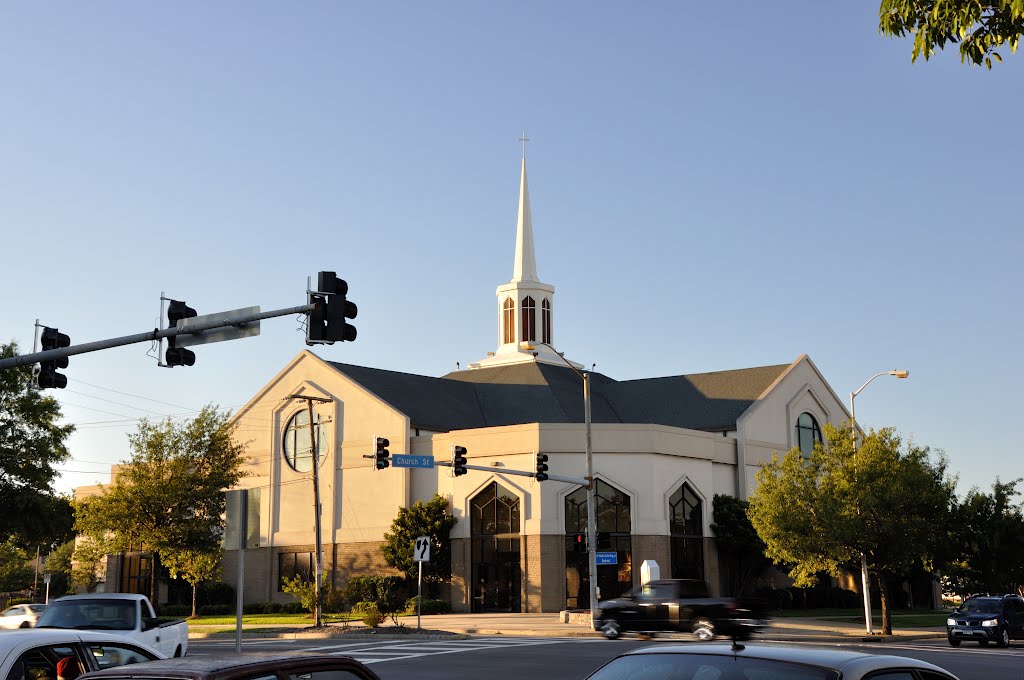 VIRGINIA: NORFOLK: Garden of Prayer Worship Center, 1001 Church Street, Норфолк
