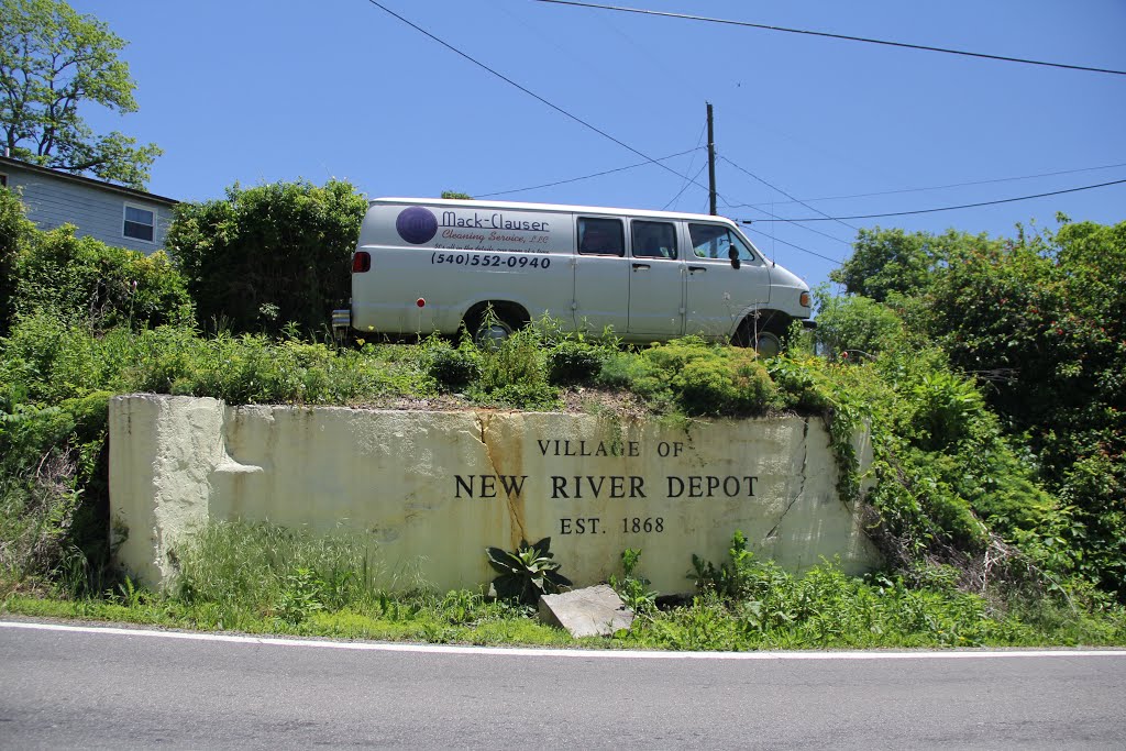 Village Wall Sign, New River Depot VA, Радфорд