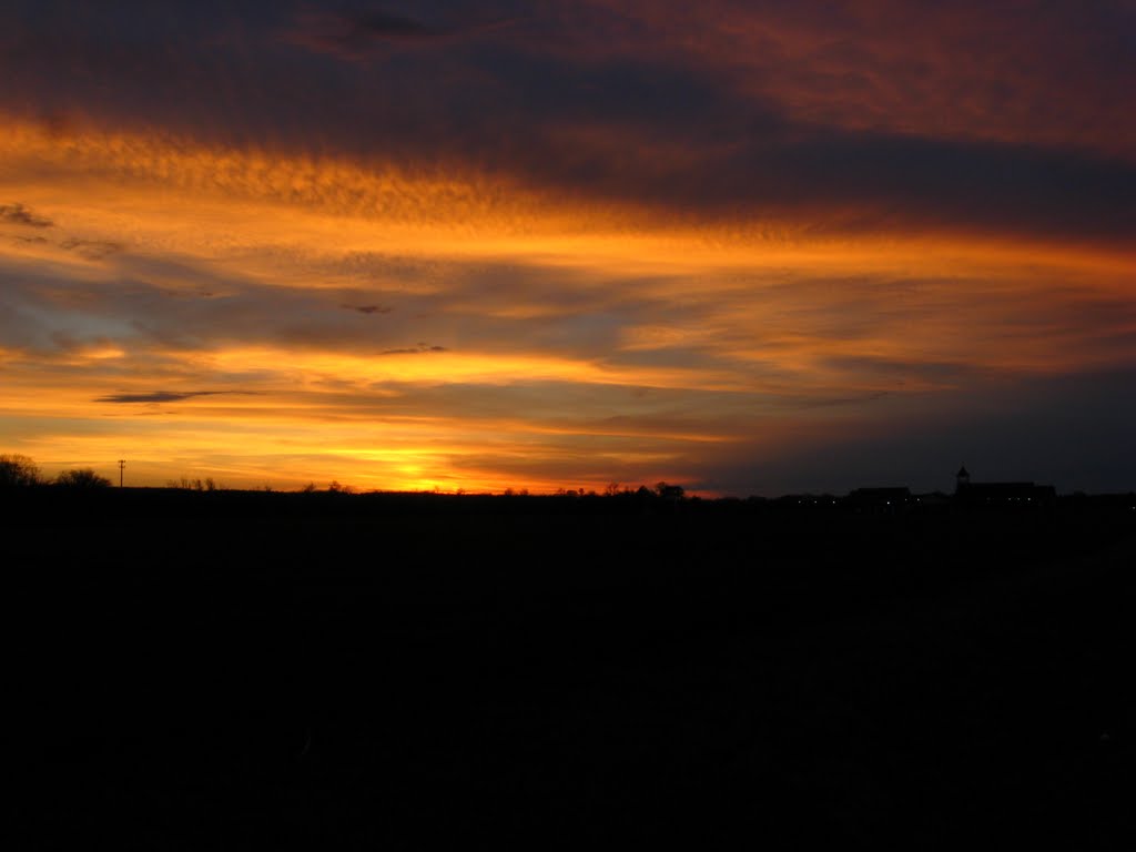 Sunset near Tappahannock off US17, Таппаханнок