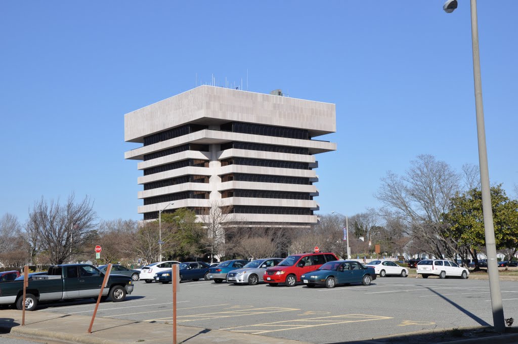 VIRGINIA: HAMPTON: HAMPTON CITY HALL, Хэмптон