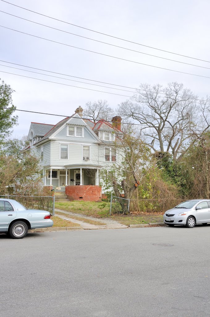 VIRGINIA: HAMPTON: classic houses: house near south end of South Armistead Avenue, Хэмптон