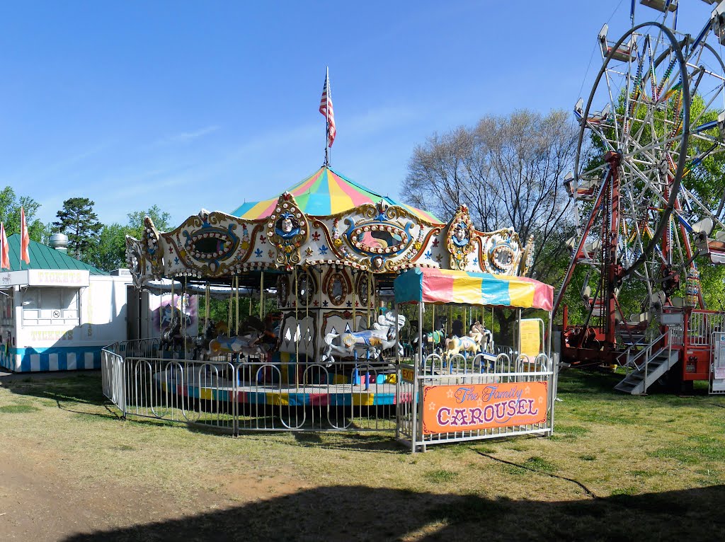 Carnival Carousel, Charlottesville, VA., Чарлоттесвилл