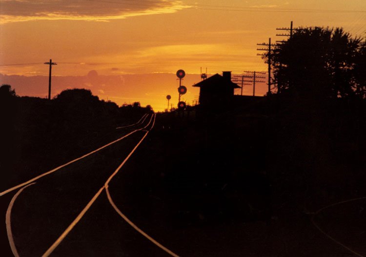 Sunset on the rails at Junction Ciy, Wisconsin, Вауватоса