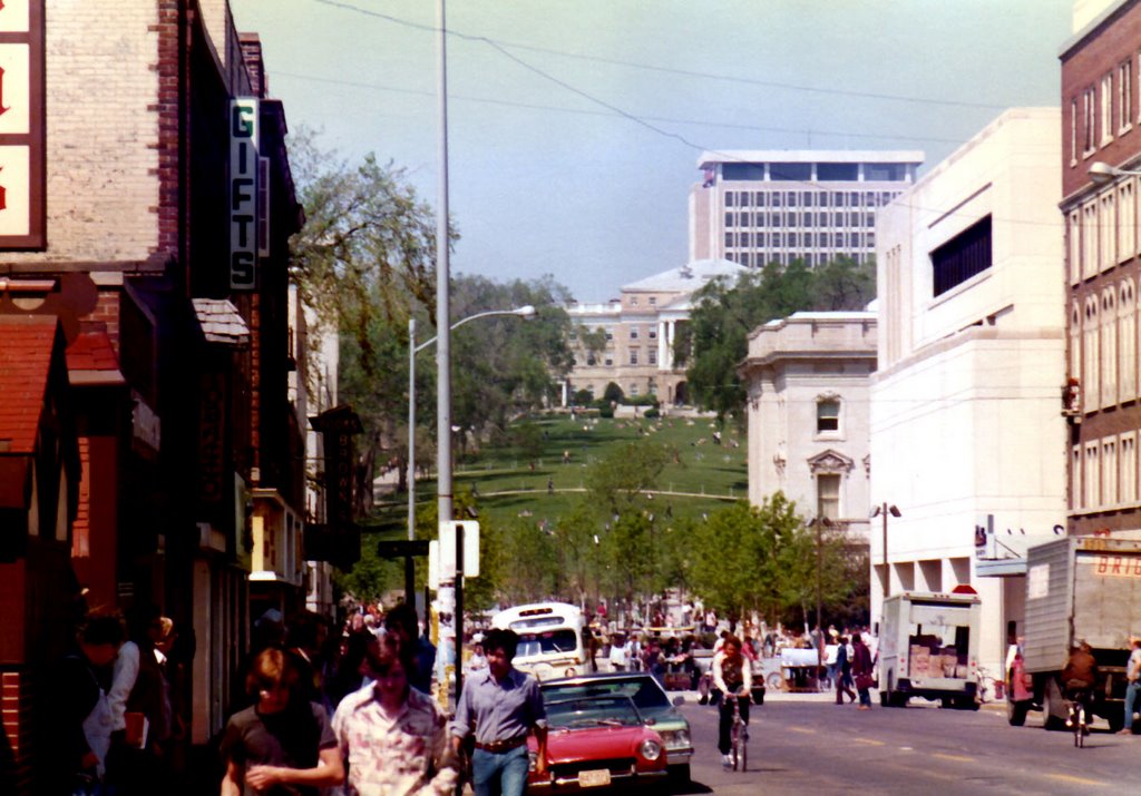 Late 70s, State Street and Bascom Hill, University of Wisconsin- Madison, Мадисон
