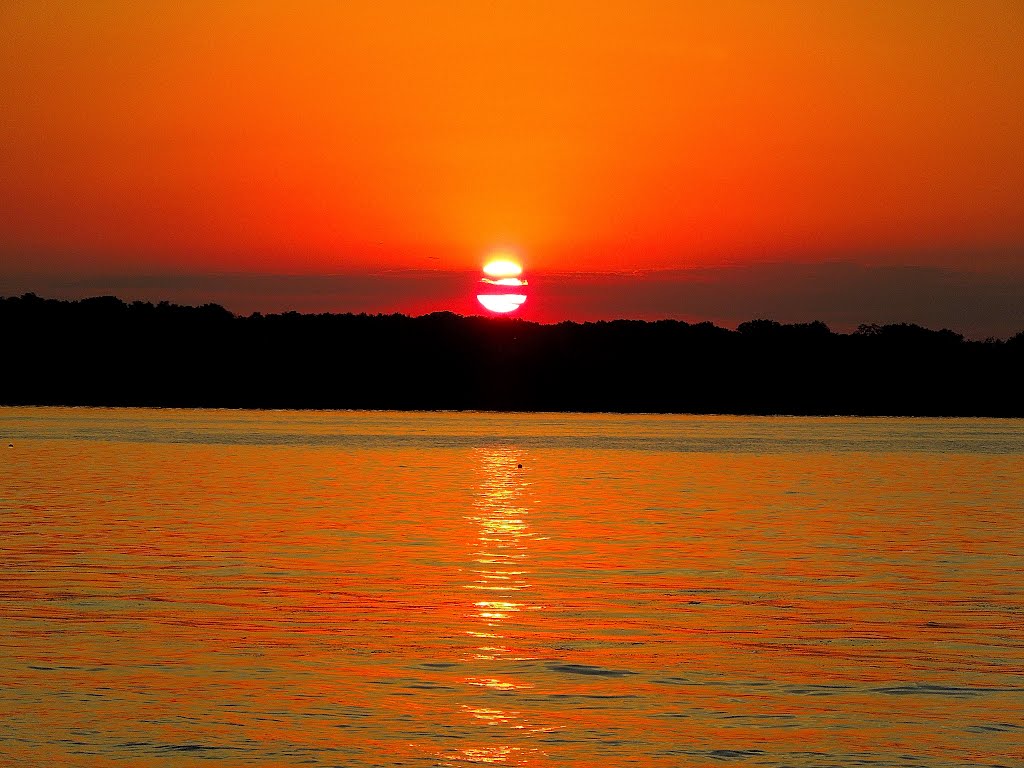 Sunset over Lake Mendota, Мадисон