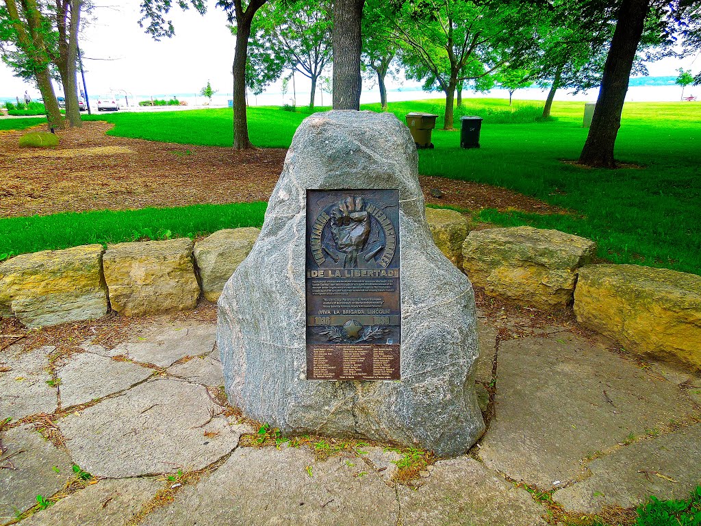 Monument for International Volunteers, Мадисон