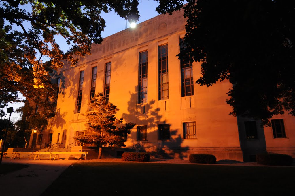 Winnebago Co. Courthouse (1937) Oshkosh WI 7-2014, Ошкош