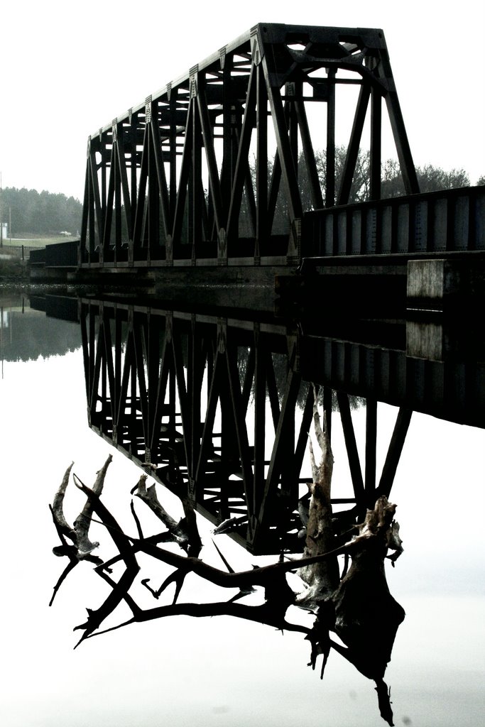 Railroad bridge, Фонд-дю-Лак