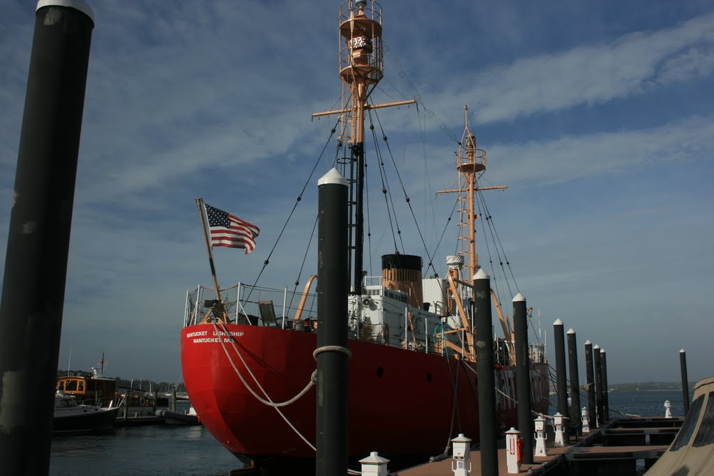 Nantucket Light Ship - Howards Warf, Ньюпорт