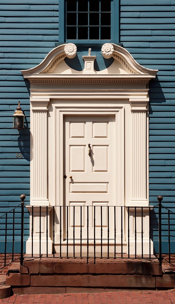 Colonial Doorway, Ньюпорт