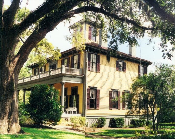 1856 Brokaw-McDougall house, Tallahassee, Florida (1995), Аттапулгус