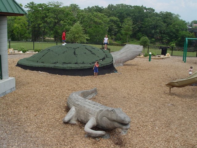 Playground on Riverfront, Олбани