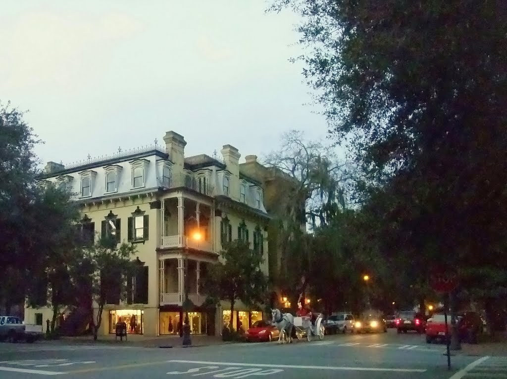 A Street in Savannah, Саванна