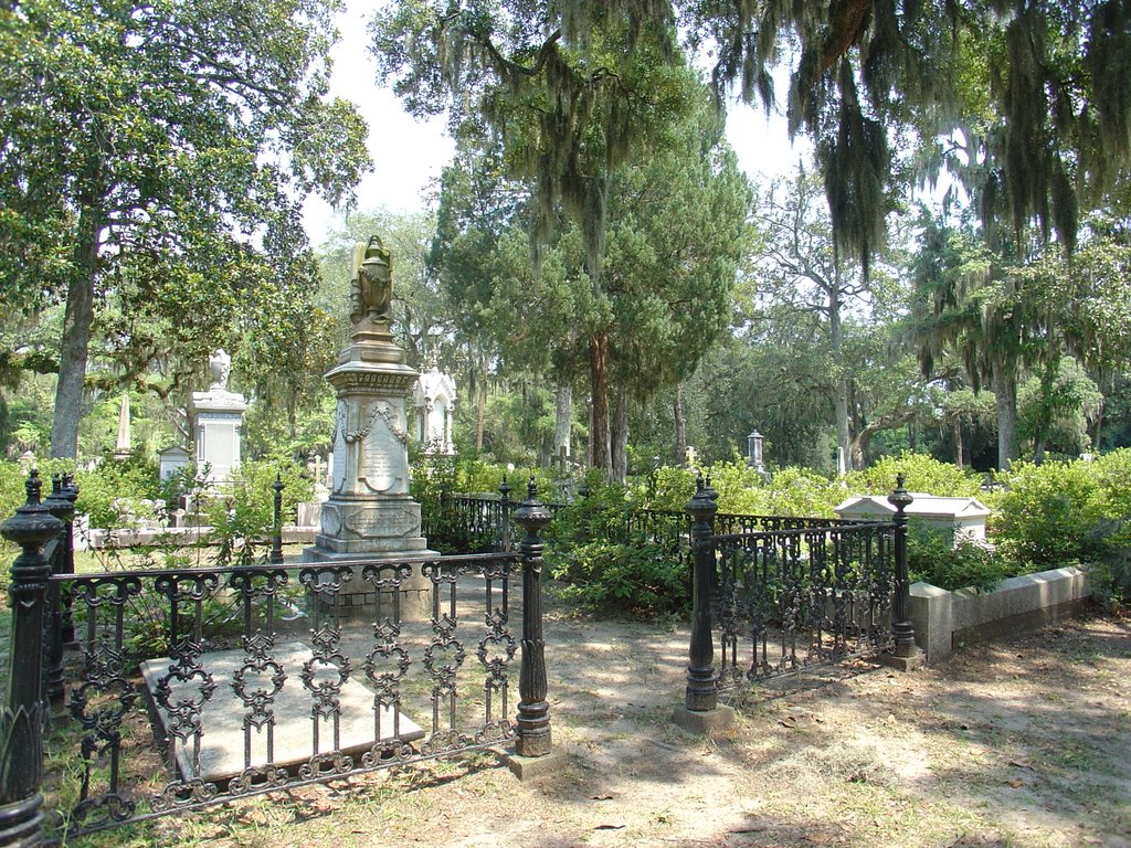 Bonaventure Cemetery, Тандерболт