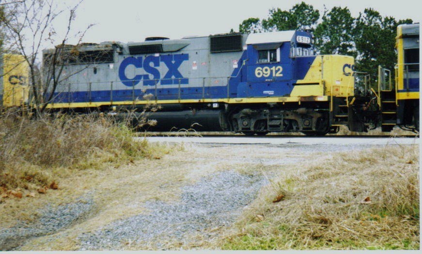 CSX 6912 at Thomasville Ga, Томасвилл