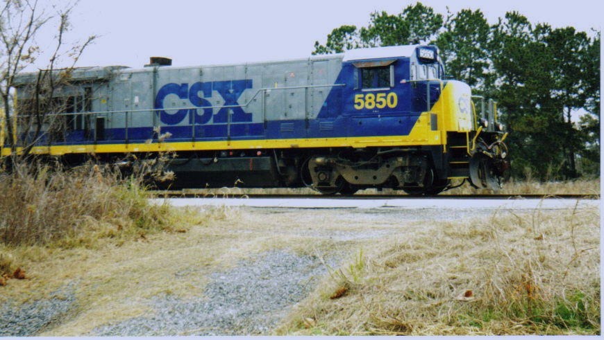 CSX 5850 at Thomasville Ga, Томасвилл