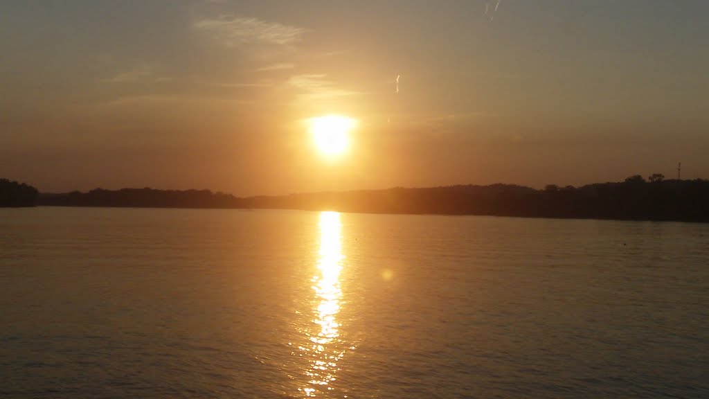 Sunset on the Ohio River, Паркерсбург