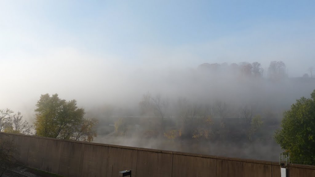 Fog over river, Паркерсбург