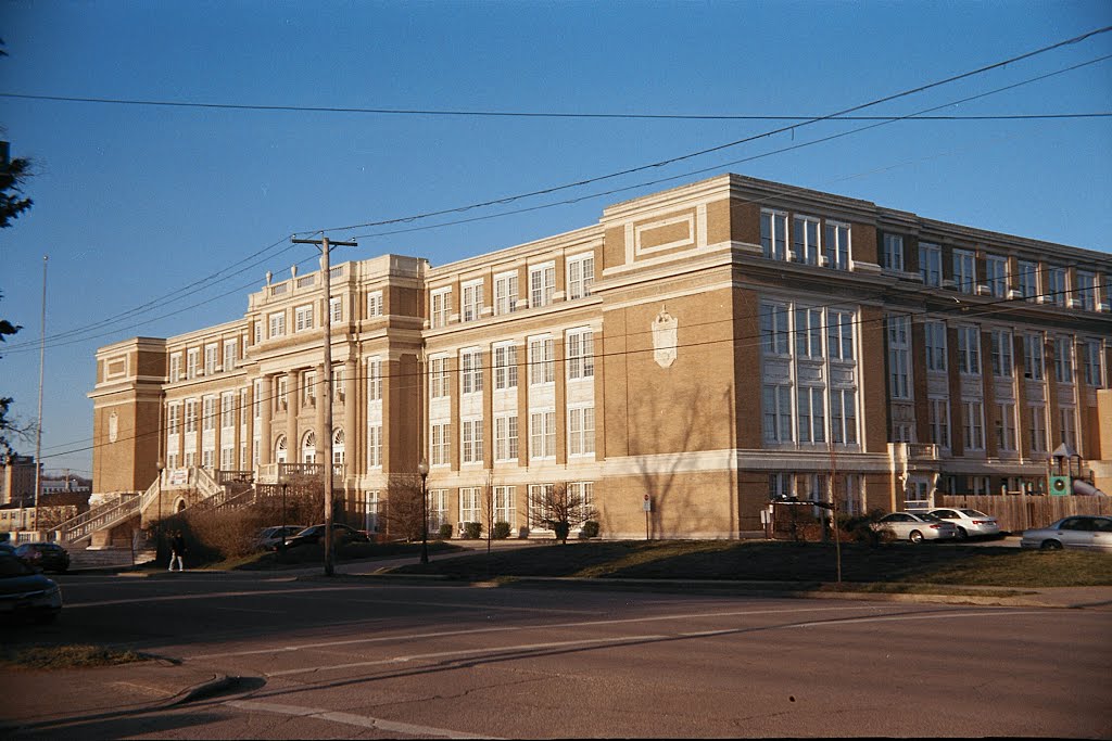 Huntington High School 35mm, Хунтингтон