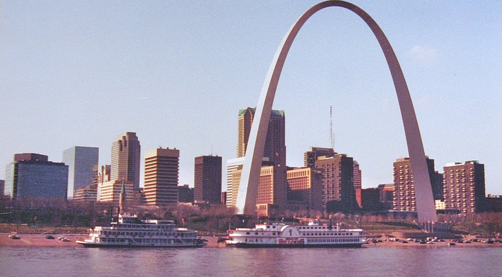 St. Louis viewed from Illinois Side of Mississippi - 1991, Сент-Луис