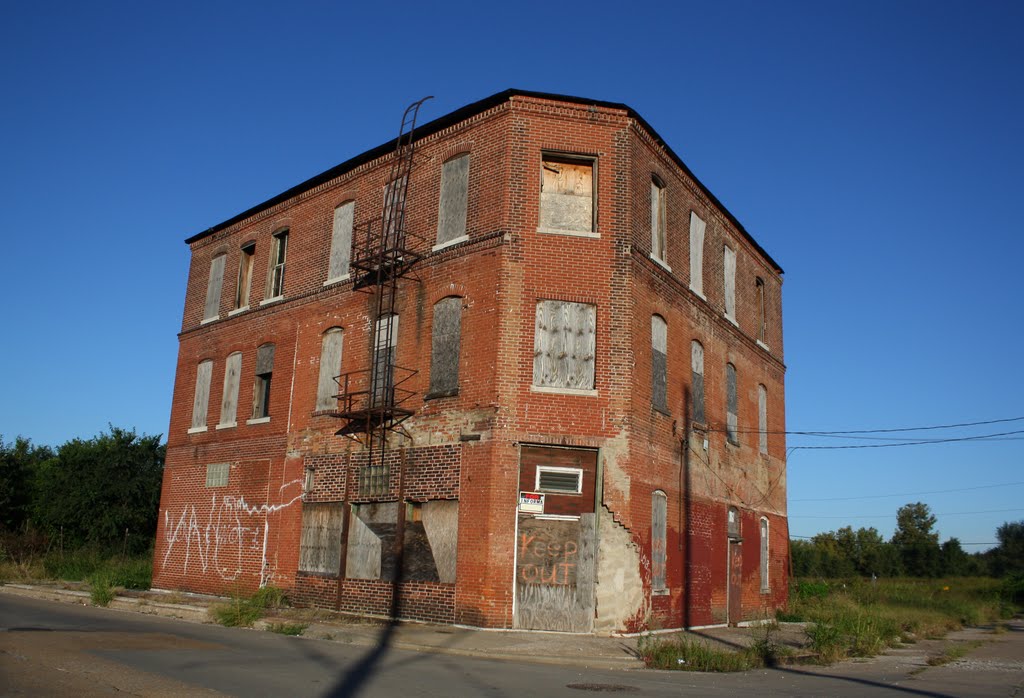 Abandoned Building on Collinsville Avenue, Сент-Луис
