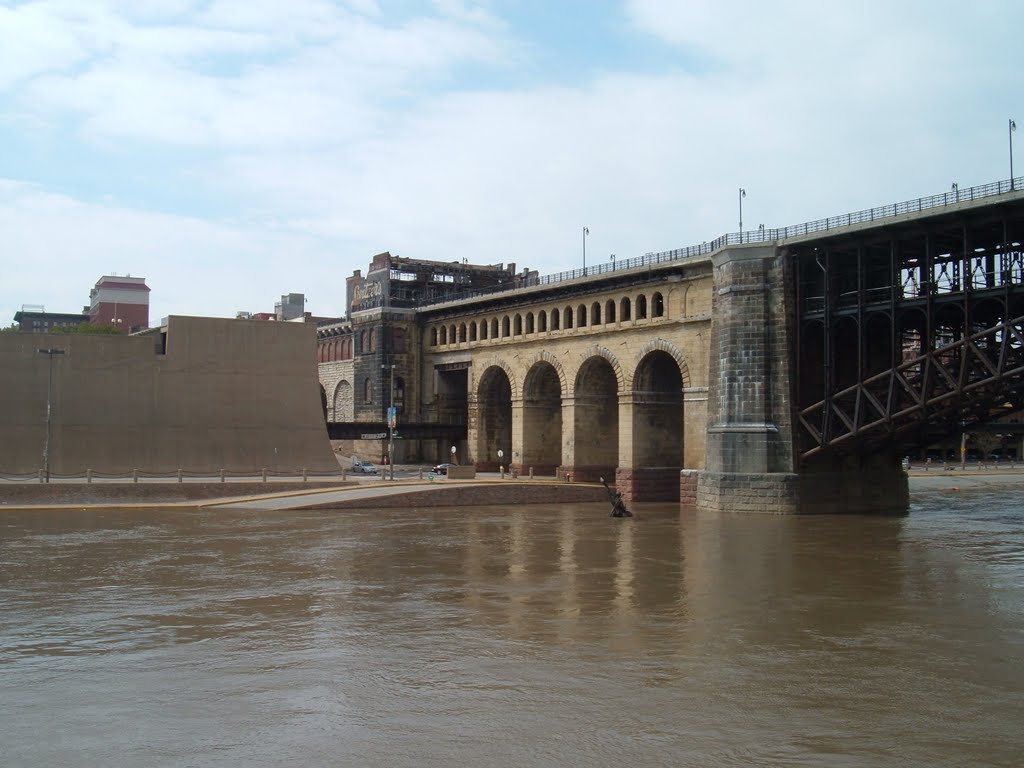 Apr 2007 - St. Louis, Missouri. Eads Bridge, completed in 1874., Сент-Луис