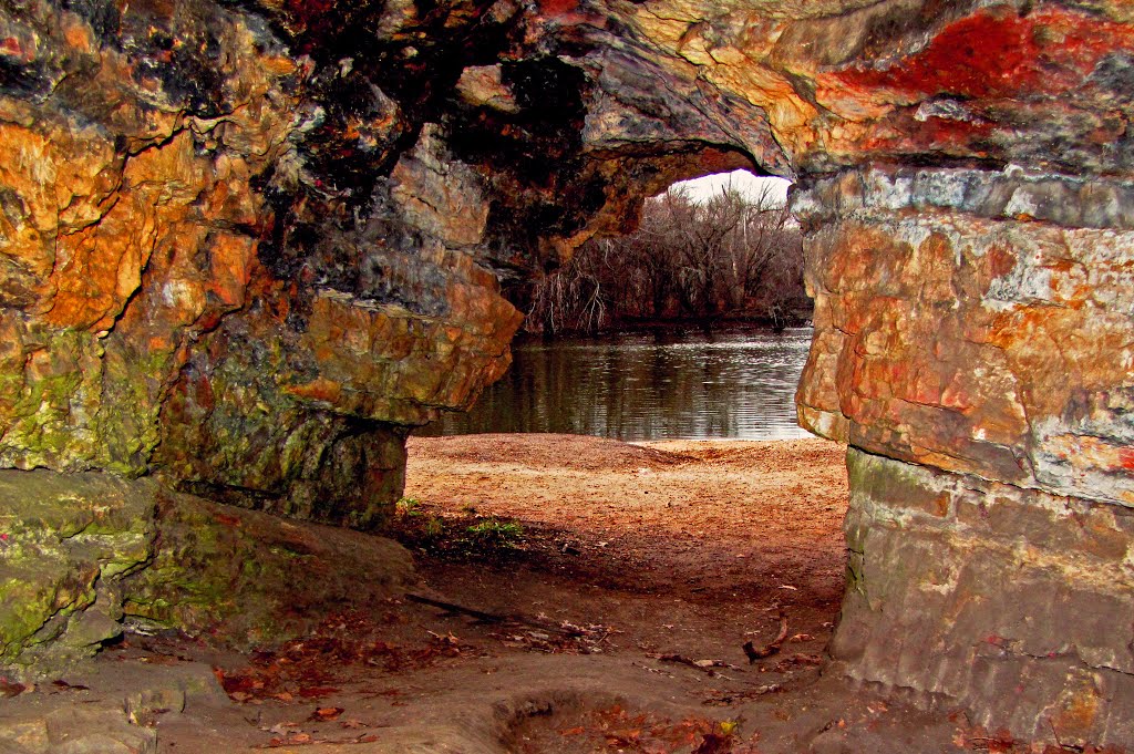 Looking out of the Cave, Аурора