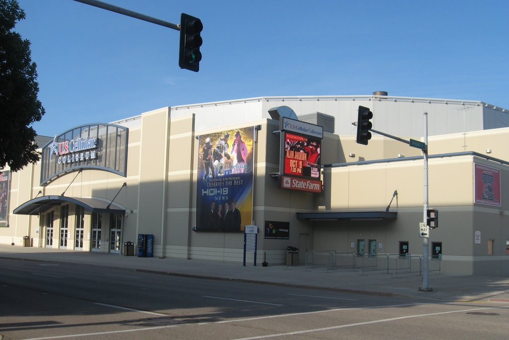 US Cellular Coliseum, Блумингтон