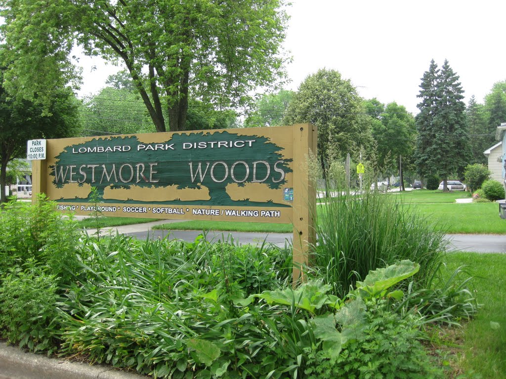Lombard - Westmore Woods, Вилла-Парк