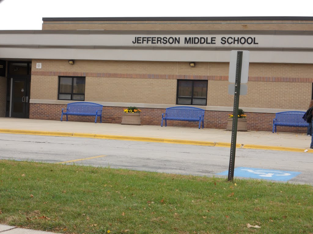 Jefferson Middle School, Вилла-Парк
