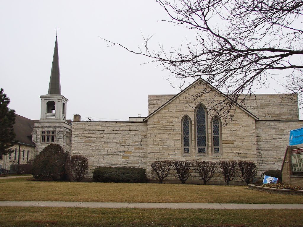 Trinity Lutheran Church, Вилла-Парк
