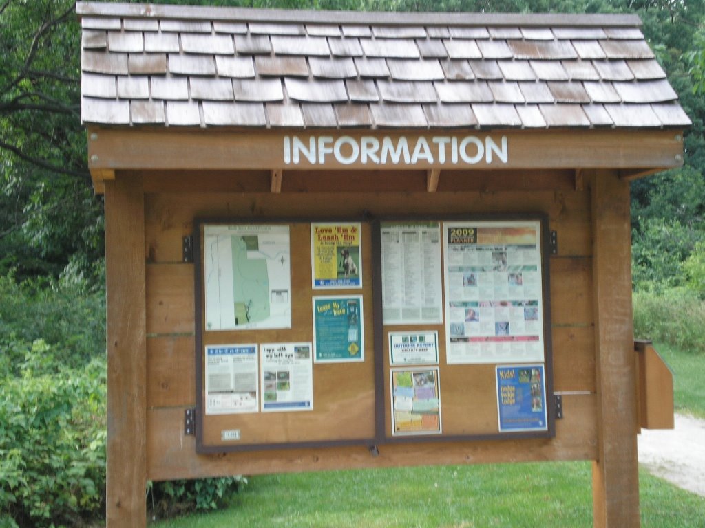 Maple Grove Forest Reserve info center, Даунерс-Гров