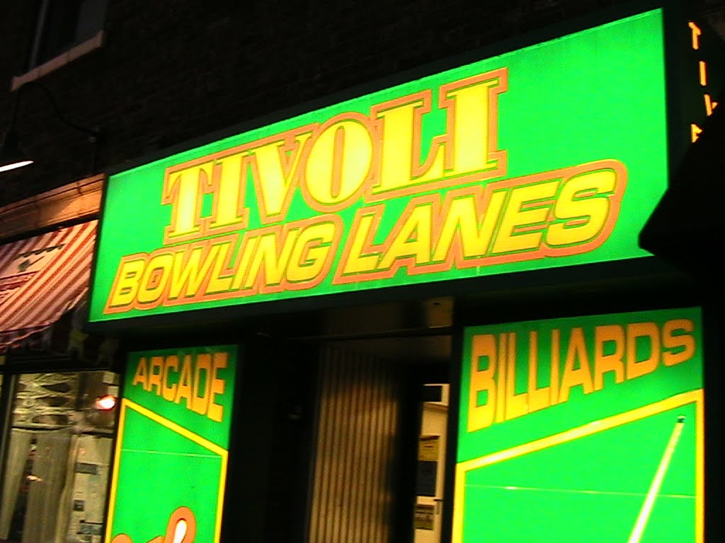 Tivoli Bowling Lanes, Даунерс-Гров