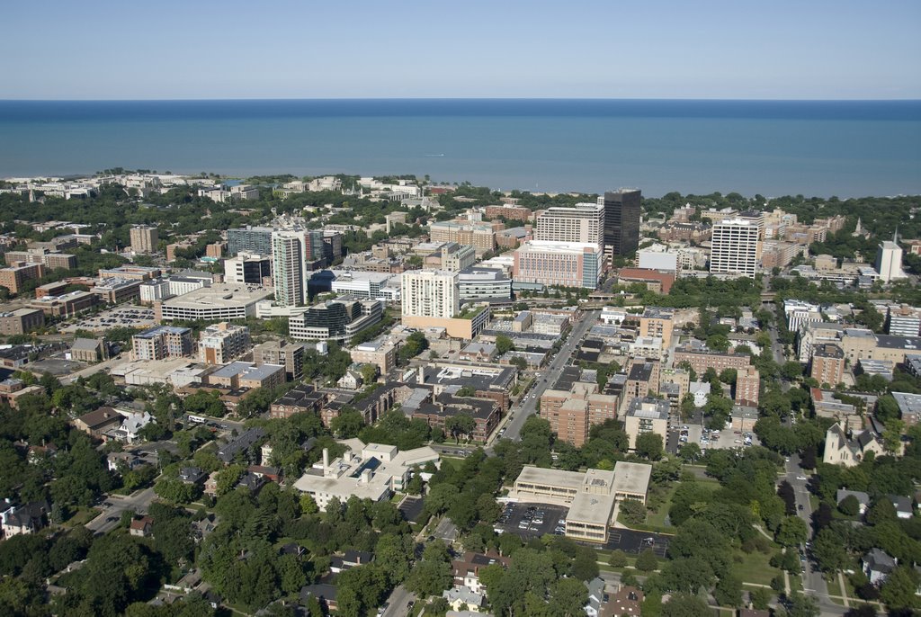 Downtown Evanston, view to east, Еванстон