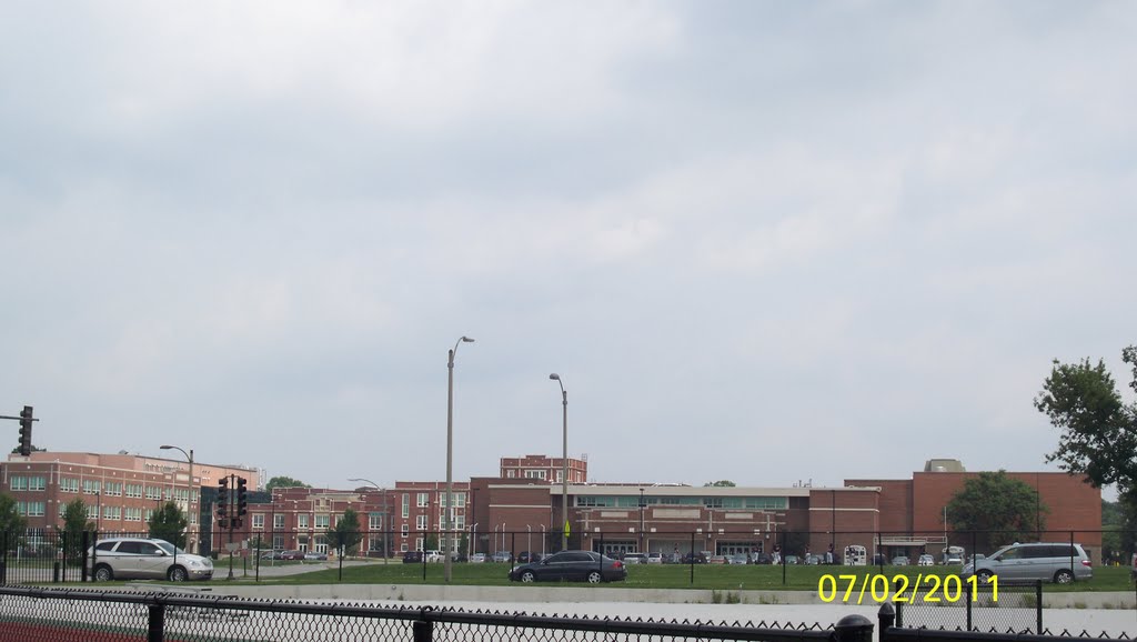 Elmhurst - York High School (large renovation & addition), Елмхурст