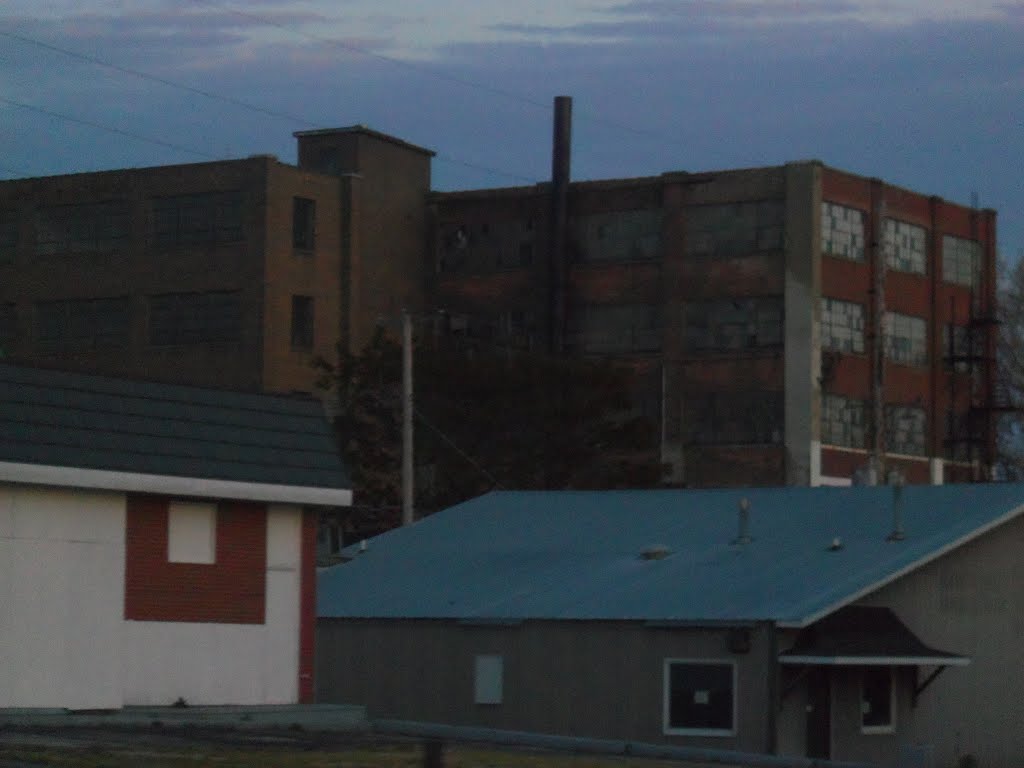 Old Factory Building, Канкаки